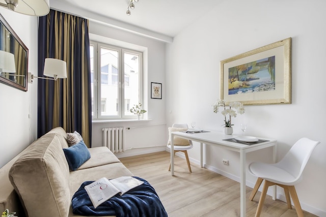 ユニット ミニスタジオ ビトワ ワルシャフスキ