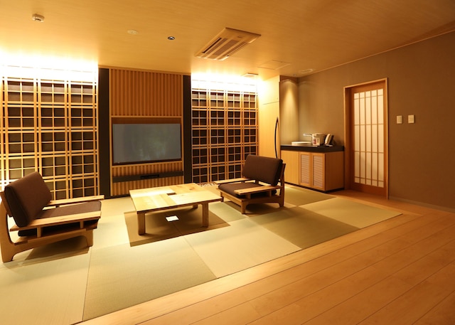 奥八女別邸やべのもり