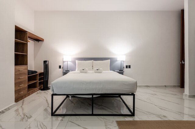 ウィンウッド・ハウス・アラン・ポー