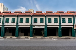 ウィーブ・スイーツ - ミッドタウン