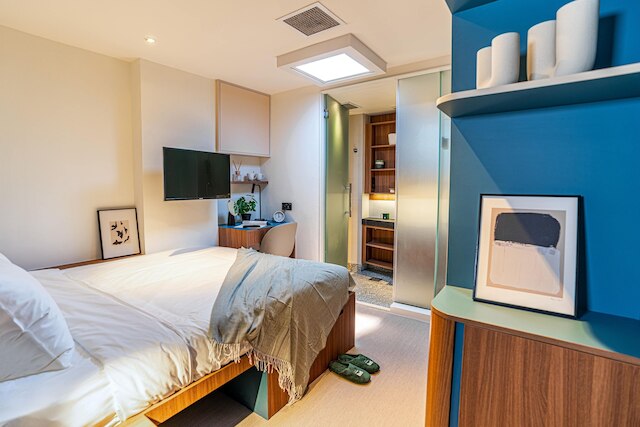 ウィーブ・スイーツ - ミッドタウン