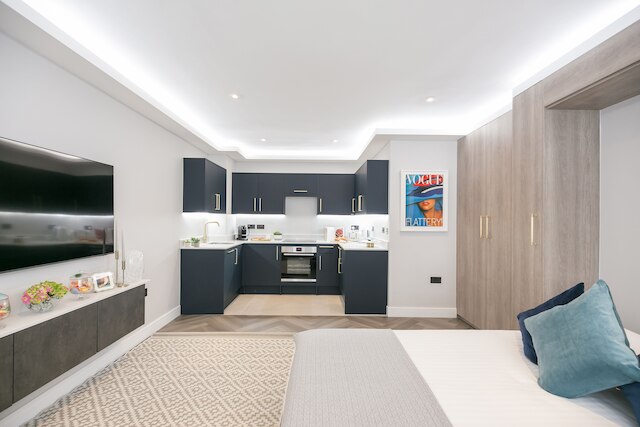 アーバンシック - ネヴァン