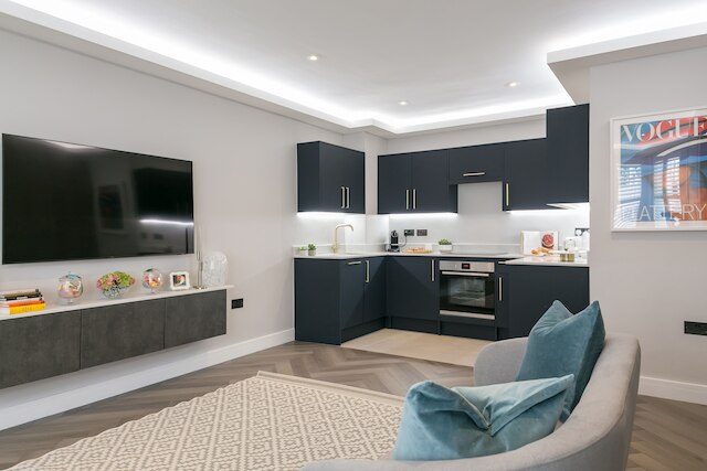 アーバンシック - ネヴァン