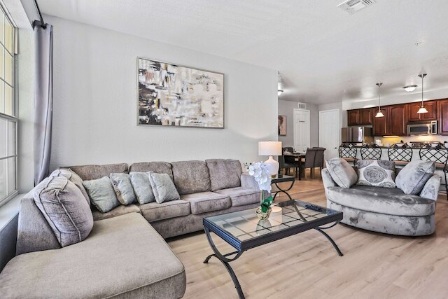 4804 ケイビュー アベニュー #305