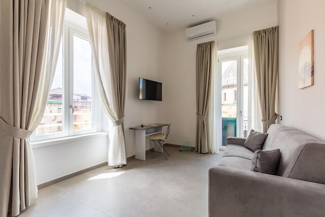 マリアズ ブライト ファミリー フラット アット ザ カテドラル by ワンダフル イタリー