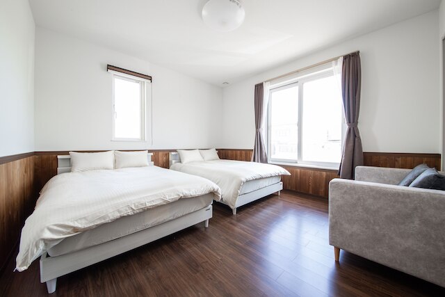 THE BEEHIVE KAMIFURANO