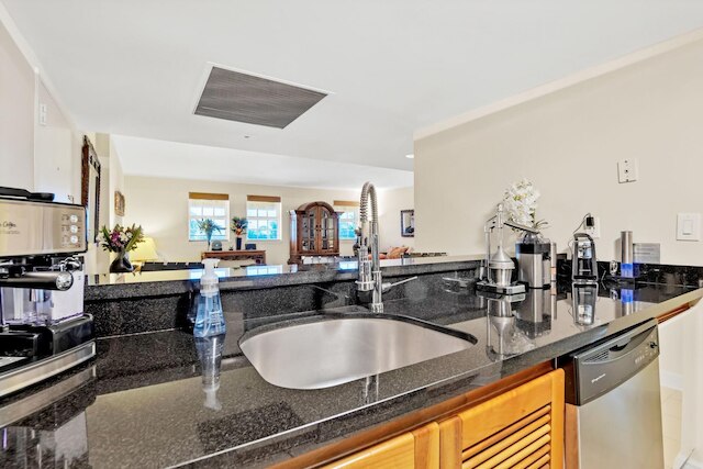 ニュー アメージング ラージ 3 ベッドルーム ダイレクト オーシャンフロント ペントハウス オン オーシャン ドライブ