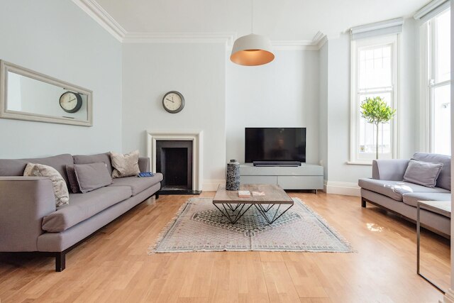 スタニング ホーム ニア アール S コート