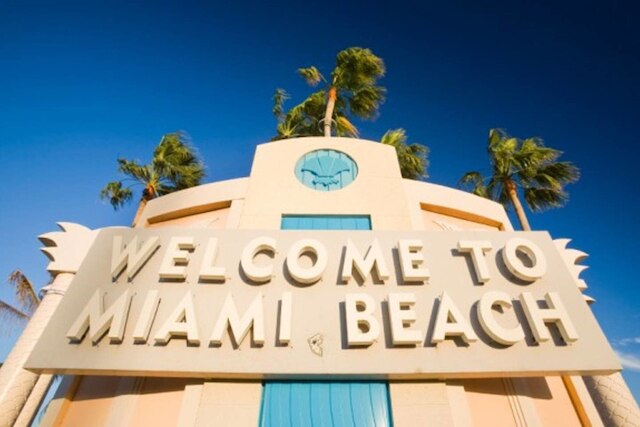 ベスト ディール ベッドルーム モダン ビーチフロント オーシャン ドライブ WiFi