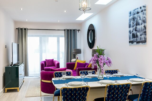 デザイナー 2 ベッド 2 バス アパートメント ウィズ ア ガーデン