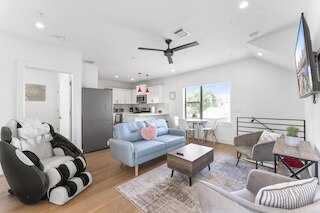 イースト ダウンタウン 3 ベッドルーム  コンドミニアム フリー パーキング スリープス  7