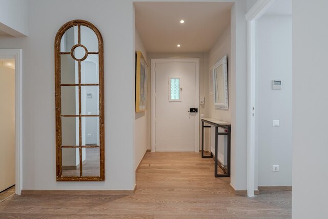 ヒストリック プラカズ デラックス アパートメント