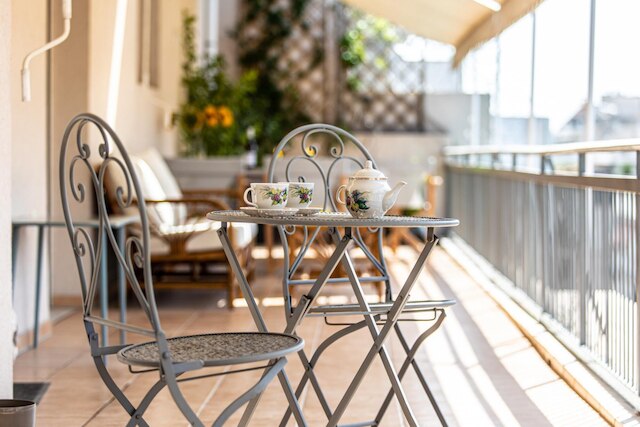 ペントハウス ジェム W アウトスタンディング アクロポリス ビュー