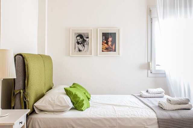 ペントハウス ジェム W アウトスタンディング アクロポリス ビュー