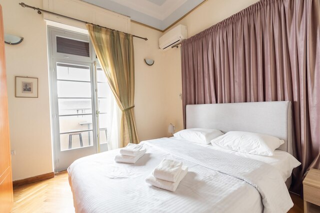 アイディアル 4 ベッドルーム アパートメント イン プラカ フォー 10