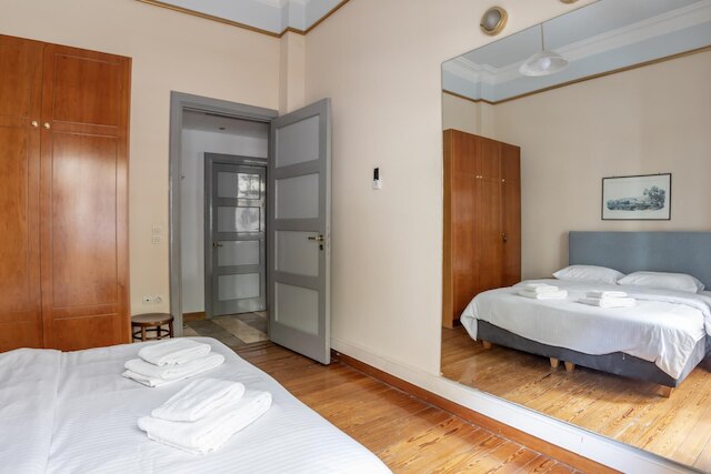 アイディアル 4 ベッドルーム アパートメント イン プラカ フォー 10