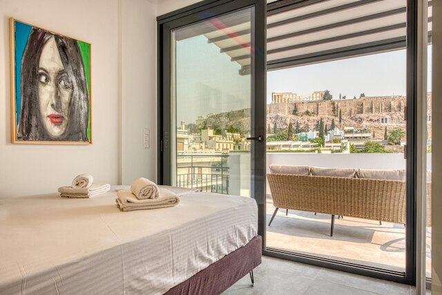 コージー デッキ ルーフ アパートメント アット ザ フットヒルズ オブ アクロポリス