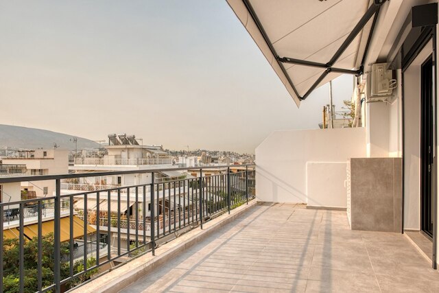 コージー デッキ ルーフ アパートメント アット ザ フットヒルズ オブ アクロポリス