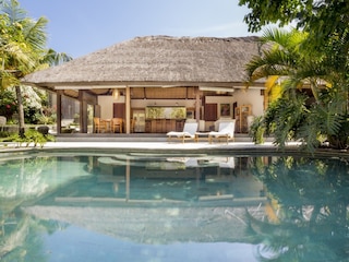 ヴィラ  ラリタ イン ペチトゥ