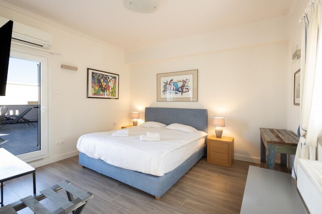 ダウンタウン コクーン ウィズ ルーフ デッキ