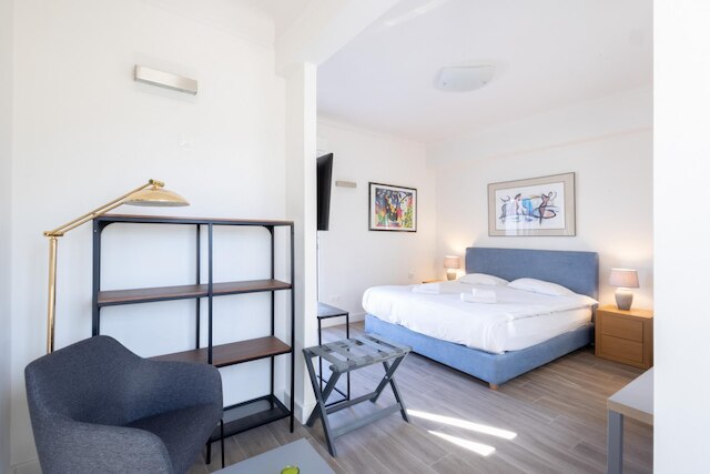 ダウンタウン コクーン ウィズ ルーフ デッキ