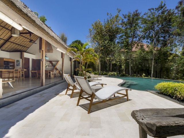 ヴィラ カユ メラ イン ペチトゥ