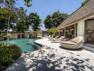 ヴィラ  カユ メラ イン ペチトゥ