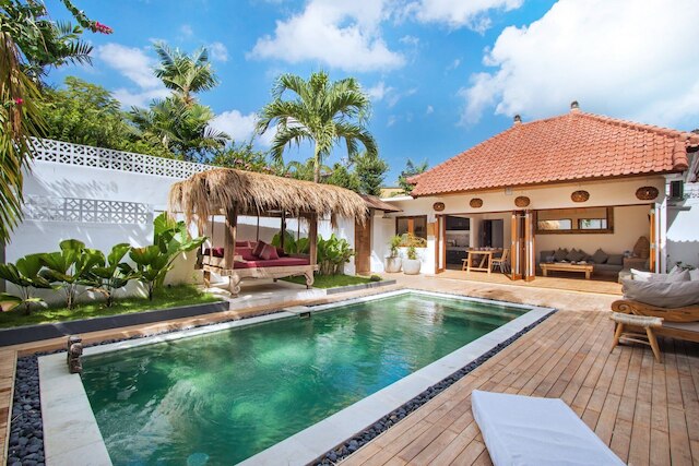 ヴィラ・マカシ