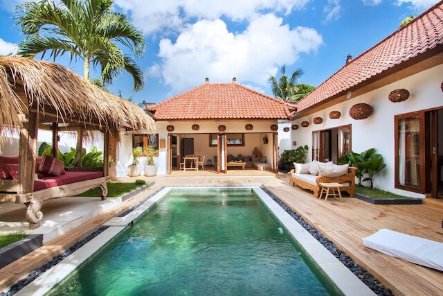 ヴィラ・マカシ