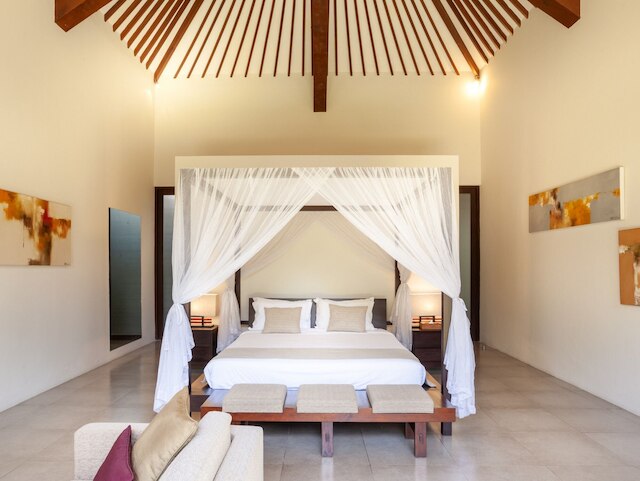 ヴィラ・アリス・サトゥ