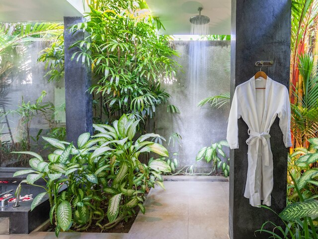 ヴィラ・アリス・サトゥ