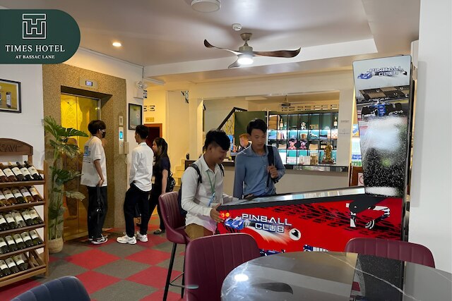 タイムズホテルアットバッサクレーン