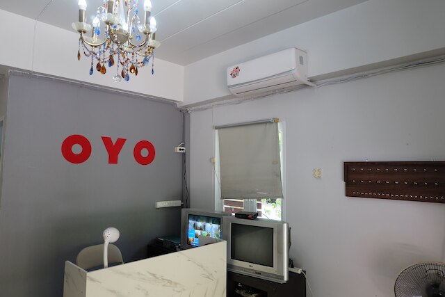 POP 75429 101 プレース・ナヴァナコーン