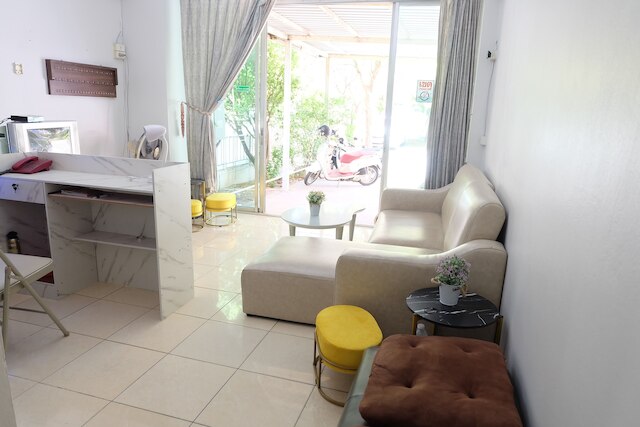 POP 75429 101 プレース・ナヴァナコーン