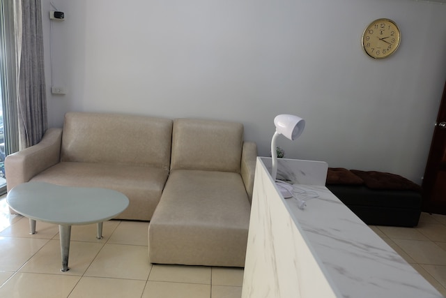 POP 75429 101 プレース・ナヴァナコーン