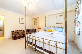 レマーカブル 3 ベッド  アパートメント イン ロンドン