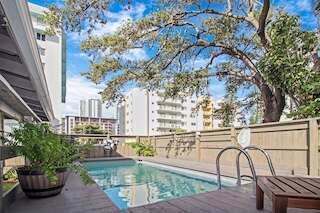 ロアミ・アット・ダウンタウン・リトリート