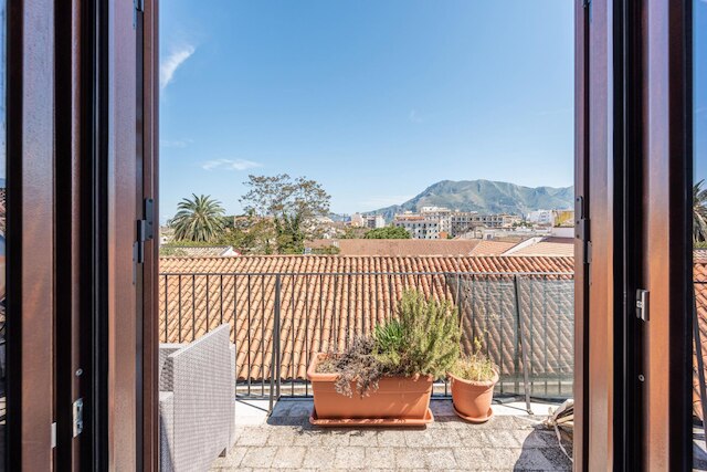 シアヴッツォ アパートメント ウィズ テラス