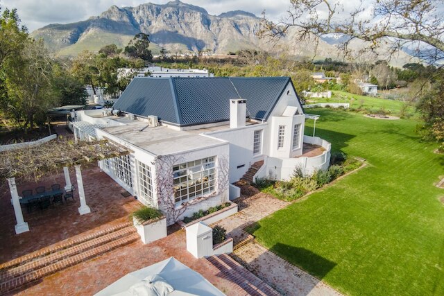 サンセット・ファーム・ステレンボッシュ