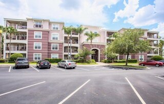 レイクビュー ペントハウス エレガンス 3 ベッドルーム コンド バイ RedAwning