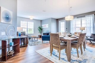 ビスタ ケイ エレクトラ 3 ベッドルーム コンド バイ レッドオーニング