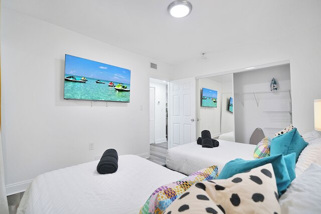 4から14人のゲスト-2つのキッチン、快適リトリート、BBQパティオ