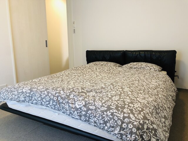 チャリズハウス