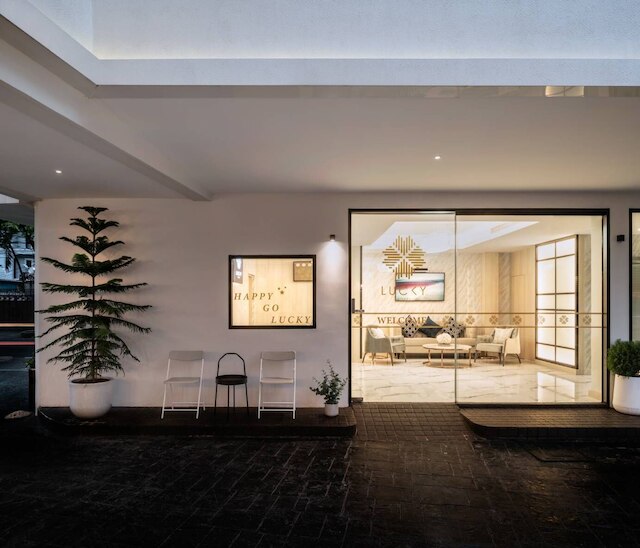 ラッキーホテルバンコク