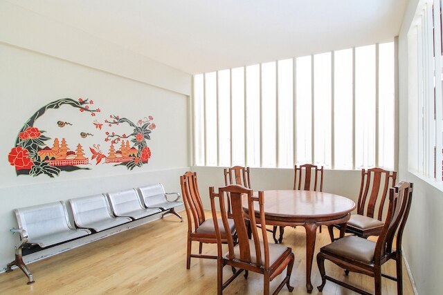 OYO 168 K-15 レジデンス