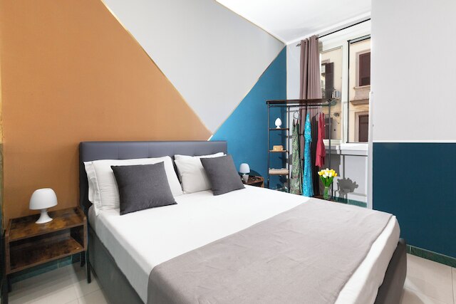 ロイヤルルームスステーションナポリ