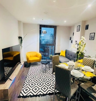 ラグジュアリー サン テラスド  アパートメント