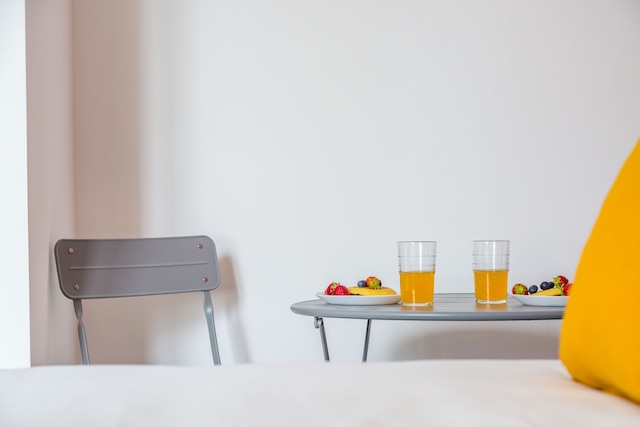 カテドラル近くのマリアの明るいフラット