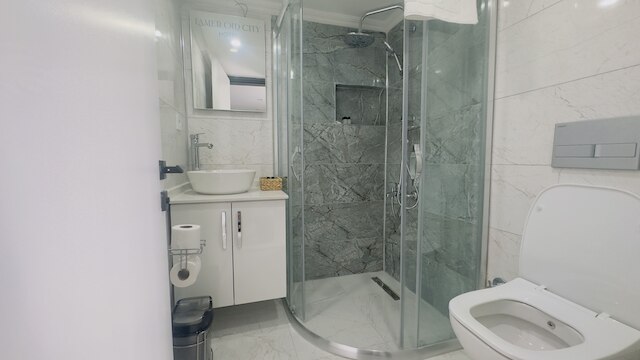 ラ メール オールド シティ パンシヨン