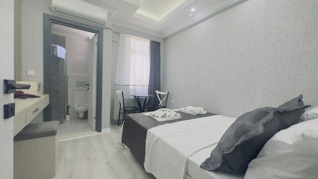 ラ メール オールド シティ パンシヨン